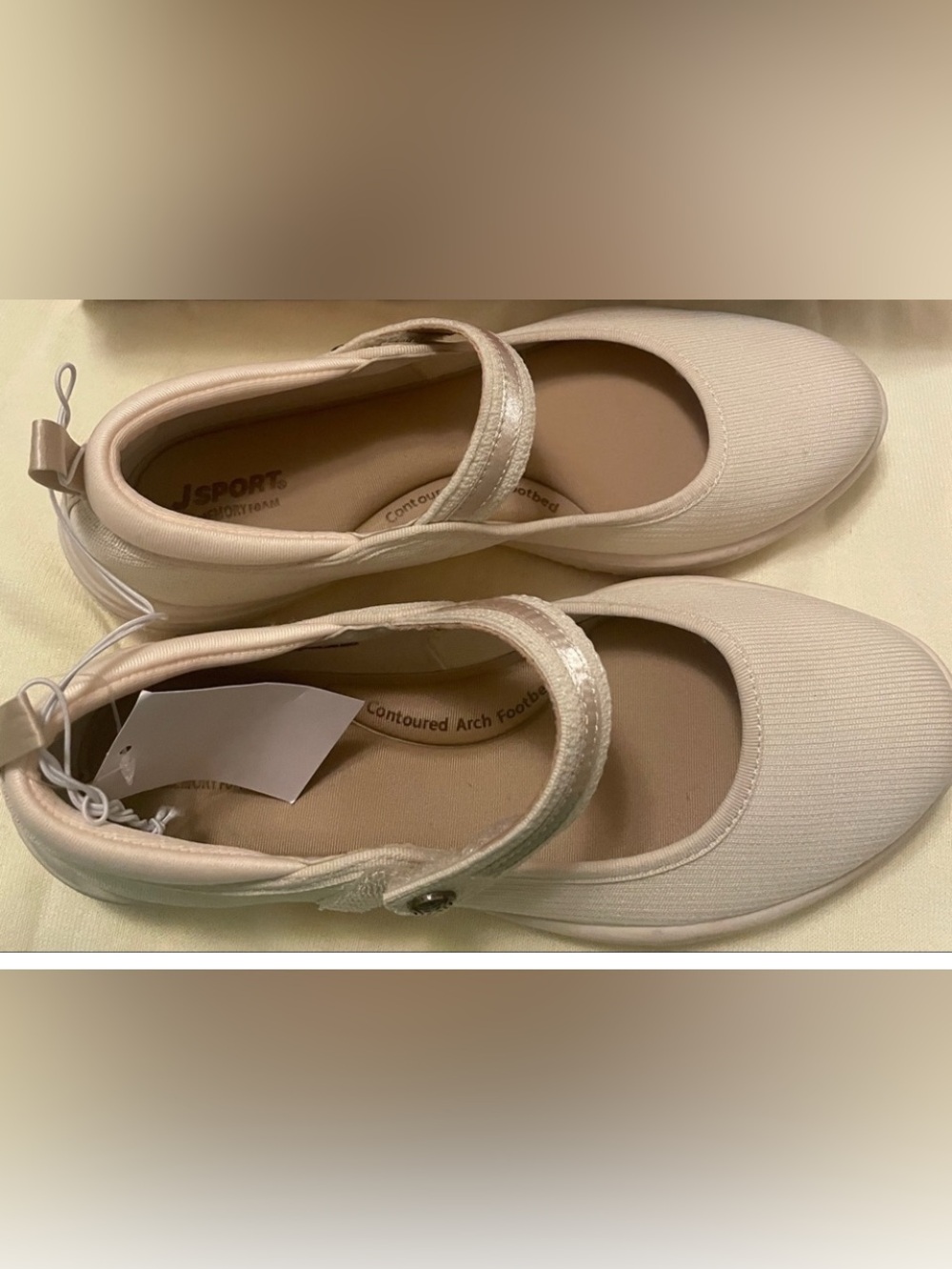 BNWOB J Sport Cream Mary Jane Dress Shoes for Women - US 10